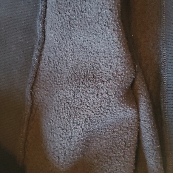 Abercrombie Black Sweatshirt, Men's LG, Super Soft, 70% Cotton, 30% Polyester - Picture 9 of 9